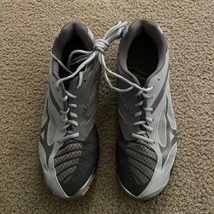 lightly loved Women’s mizuno lightning wave Z3, size 11.5